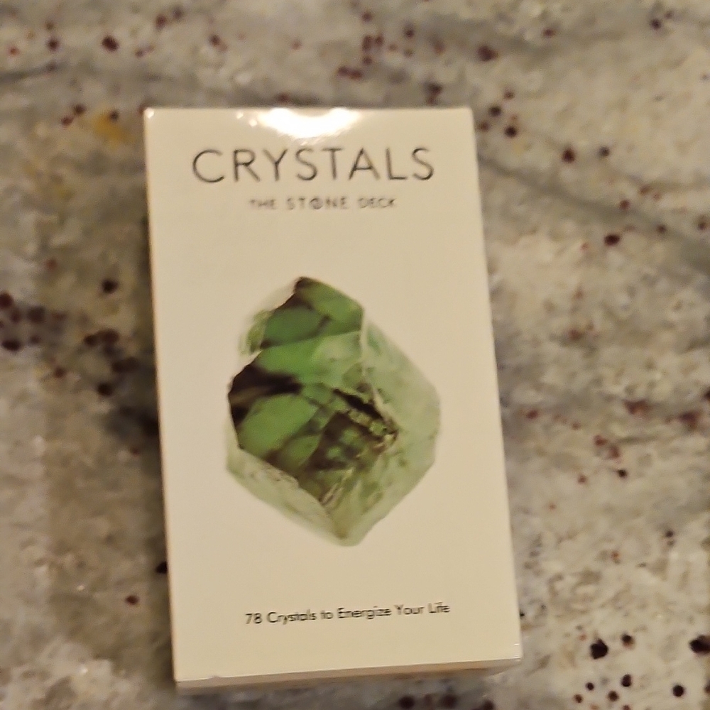 Crystals The TAROT deck